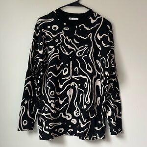 Zara Men’s Long sleeve Top Black and Tan Art Print Size Medium